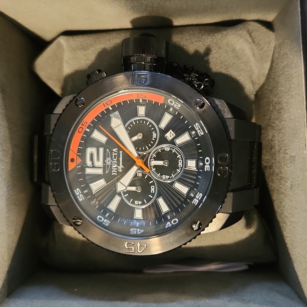 Invicta signature ii collection